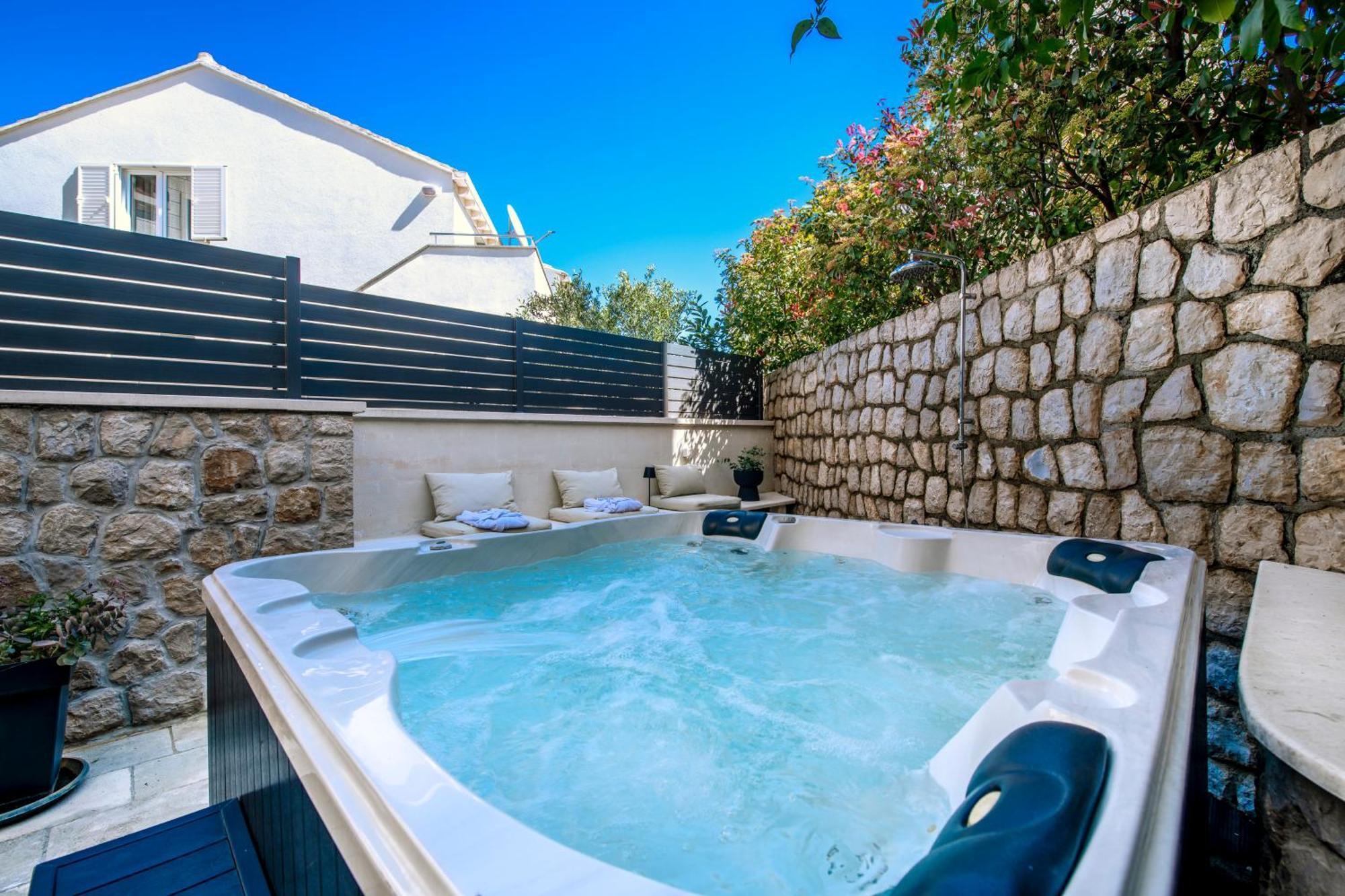 Apartment Barbara With Private Pool Dubrovnik Exterior photo